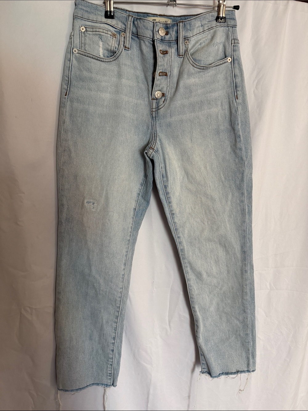 Madewell women’s  Light Wash Button-Fly high rise slim crop boyfriend jeans